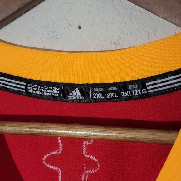 Adidas Houston rockets XXL.         Bin 20 - Picture 4 of 8